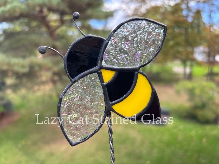 Honey Bee Plant Stake – Stained Glass Garden Accent
